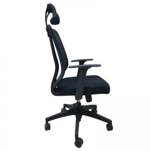 black mesh office chairs